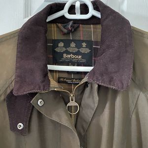 Barbour Classic Beadnell Waxed Cotton Jacket